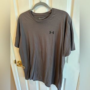 Under Armour t-shirt